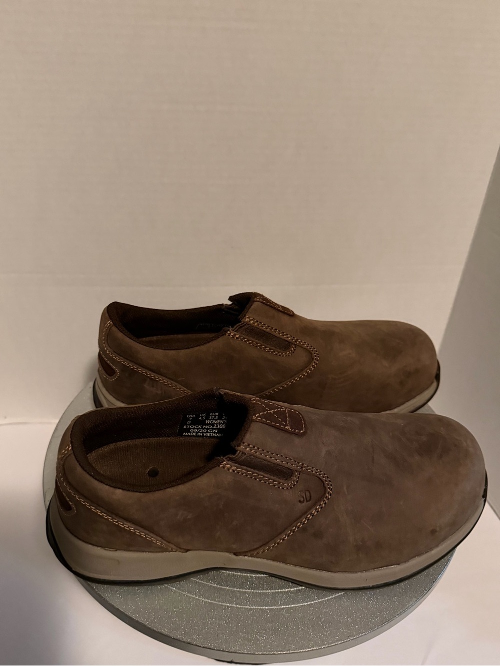 NWOB Redwing Shoes 2308 Comfort Pro Style Slip On Leather Shoes Sz 7 Women’s